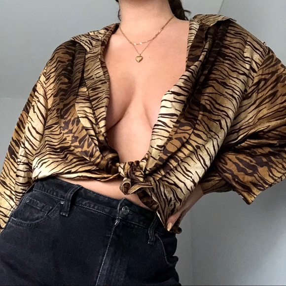 SOLDAnimal print silk blouse - Picture 2 of 4